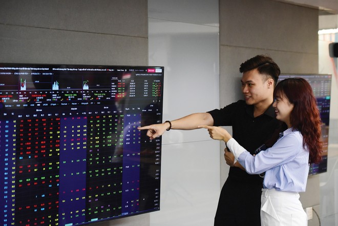 Việc nâng hạng không chỉ là câu chuyện dòng vốn, mà còn là bước khởi đầu để thị trường Việt Nam tham gia sâu hơn vào hệ thống tài chính toàn cầu