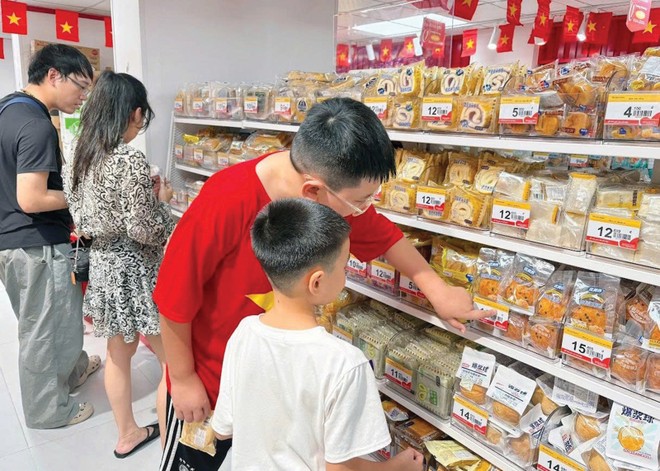 Dạy con về tiền bạc không chỉ là cho bao nhiêu tiền, mà là dạy cách tạo ra và sử dụng giá trị