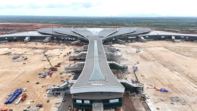 Cảng hàng không quốc tế Long Thành đang được kỳ vọng trở thành sân bay trung chuyển của khu vực khi được đưa vào khai thác vào quý II/2026. 