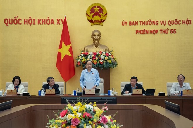 Chủ tịch Quốc hội Trần Thanh Mẫn phát biểu khai mạc phiên họp. 