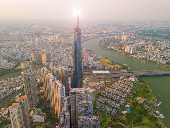 Nghị quyết số 260 cho phép trên địa bàn TP.HCM chỉ lập 1 quy hoạch tổng thể Thành phố trên cơ sở cụ thể hóa các nội dung quy hoạch cấp quốc gia, quy hoạch vùng và tích hợp, lồng ghép các nội dung của quy hoạch tỉnh, quy hoạch chung Thành phố. Ảnh: Lê Toàn.