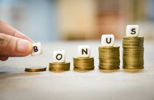 Khi tăng thêm một khoản tiền cố định, nhóm có mức hưởng thấp sẽ nhận được tỷ lệ tăng cao hơn so với mức hiện tại, giúp cải thiện rõ rệt thu nhập.