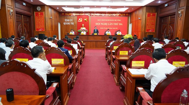 Toàn cảnh Hội nghị Ban chấp hành Đảng bộ tỉnh Quảng Trị lần thứ 3