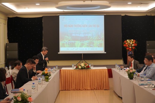 Ông Nguyễn Thiều Sơn, Chủ tịch Hiệp hội Cho thuê tài chính Việt Nam tại Hội nghị thường niên lần thứ 3 của Hiệp hội Cho thuê tài chính Việt Nam sáng 20/3 