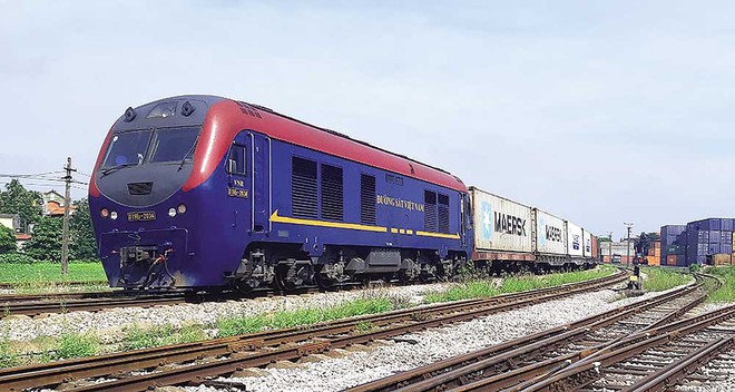 Tổng công ty Đường sắt Việt Nam hiện là đơn vị duy nhất vận hành, kinh doanh hệ thống đường sắt quốc gia.