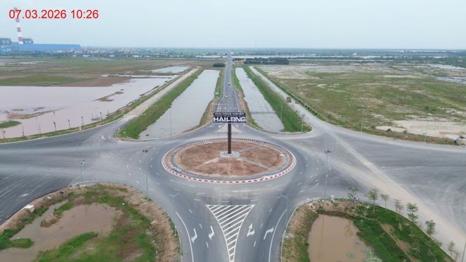 Sự gia nhập của hàng nghìn doanh nghiệp mới cho thấy môi trường đầu tư - kinh doanh tại Hưng Yên đang ngày càng hấp dẫn. Trong ảnh: KCN Hải Long với hạ tầng đồng bộ, pháp lý hoàn chỉnh, nhà đầu tư có thể triển khai Dự án ngay trên mặt bằng sạch