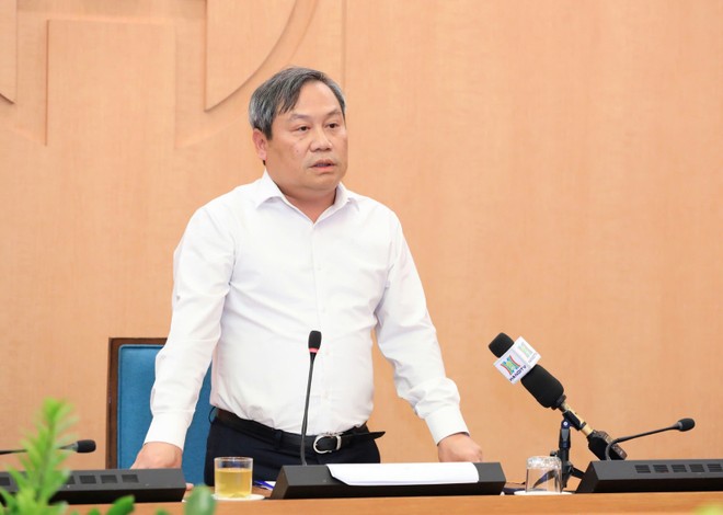 Chủ tịch UBND TP. Hà Nội Vũ Đại Thắng phát biểu tại cuộc họp.