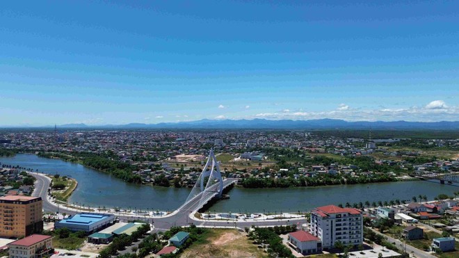 Dự án Cầu sông Hiếu là một trong những công trình hạ tầng trọng điểm của tỉnh Quảng Trị 