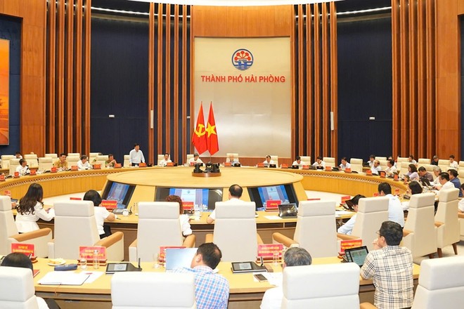 Quang cảnh Phiên họp thường kỳ tháng 4/2026