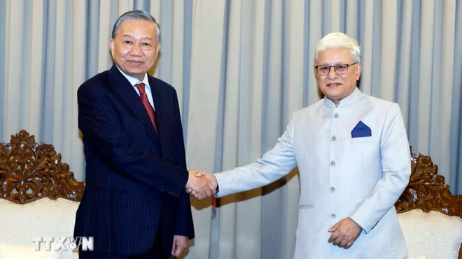 Tổng Bí thư, Chủ tịch nước Tô Lâm tiếp Thống đốc bang Maharashtra - Ảnh: TTXVN