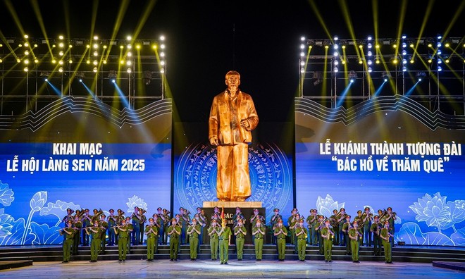 Lễ hội Làng Sen được tổ chức trọng thể vào tháng 5 hàng năm.