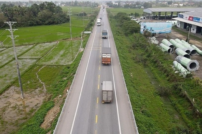 Một đoạn tuyến tránh Hà Tĩnh hiện có quy mô 2 làn xe.