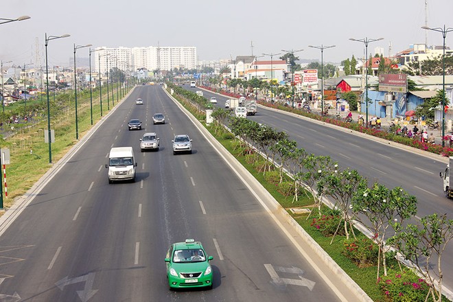 Đổi đất lấy hạ tầng (BT): Giá của tốc độ và kỷ luật phát triển 