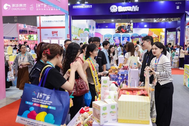 Triển lãm IBTE Hà Nội 2026 quy tụ hơn 1.000 gian hàng cùng hơn 500 doanh nghiệp đến từ Việt Nam, Trung Quốc và nhiều quốc gia, vùng lãnh thổ khác.