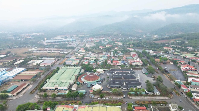 Khu vực cửa khẩu quốc tế Lao Bảo, tỉnh Quảng Trị