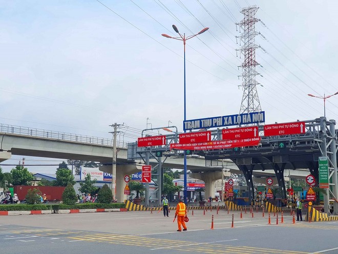 Trạm thu phí Xa lộ Hà Nội - Ảnh: Lê Toàn