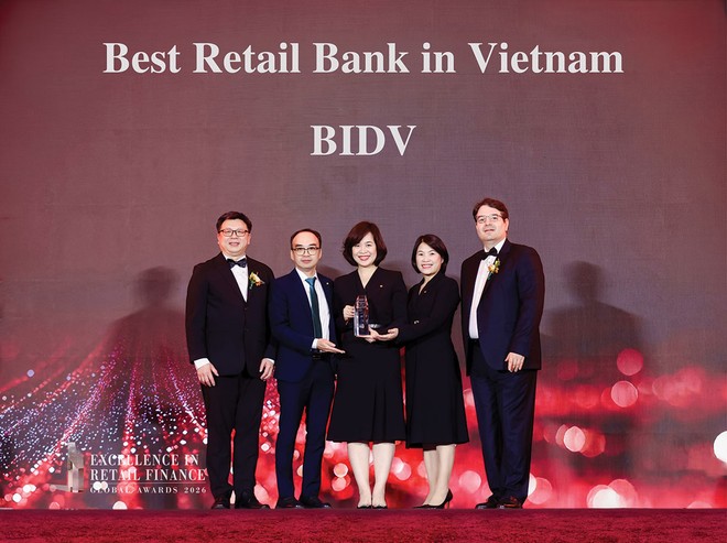 The Asian Banker trao giải thưởng Ngân hàng Bán lẻ tốt nhất Việt Nam 2026 cho đại diện BIDV