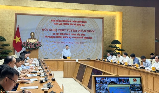 Phó Thủ tướng thường trực Chính phủ Phạm Gia Túc - Trưởng Ban Chỉ đạo 389 quốc gia chủ trì hội nghị.