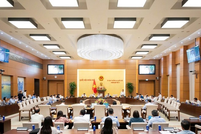 Phiên họp chiều 15/7 của Ủy ban Thường vụ Quốc hội.