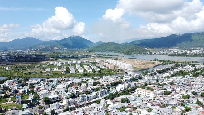 Đến nay, Đà Nẵng đã tháo gỡ được 1.984/2.035 dự án, cơ sở nhà, đất, đạt tỷ lệ 97,5%. Ảnh: Linh Đan 