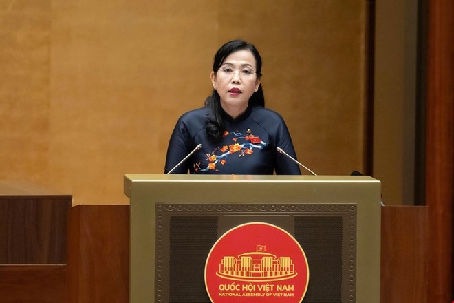 Chủ nhiệm Ủy ban Khoa học, Công nghệ và Môi trường Nguyễn Thanh Hải trình bày báo cáo thẩm tra - Ảnh: QH. 