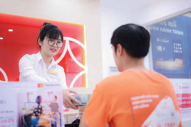 Chứng chỉ tiền gửi đang được các nhà băng đẩy mạnh phát hành, với lãi suất hấp dẫn hơn lãi suất tiết kiệm thông thường