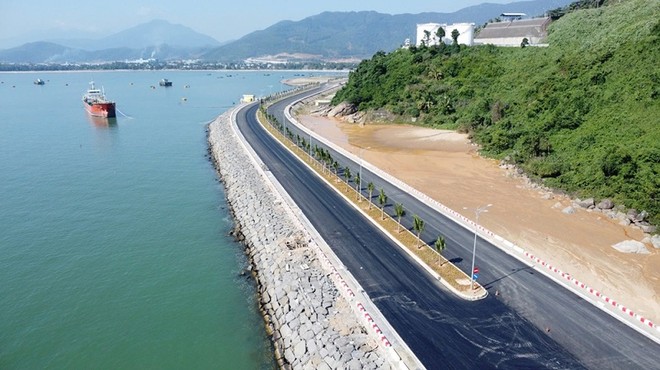 Khu thương mại tự do Đà Nẵng gắn với cảng biển Liên Chiểu. Ảnh: H.A 