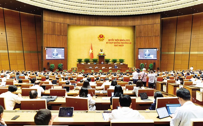 Phiên thảo luận toàn thể về Dự án Luật Phát triển đô thị 