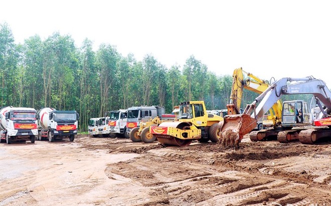 Dự án Thành phần 1-2, thuộc Dự án đường vành đai 4 - Thành phố Hồ Chí Minh đoạn qua địa bàn thành phố Đồng Nai được khởi công xây dựng cuối tháng 6/2026. 