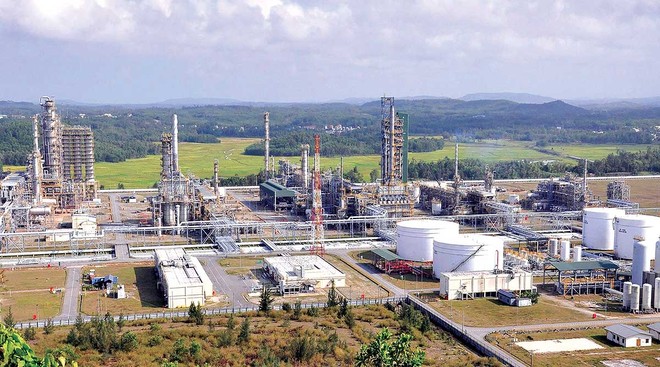 Nhà máy Lọc dầu Dung Quất là một trong những tài sản quy mô lớn gắn với doanh nghiệp nhà nước đang đứng trước yêu cầu cơ cấu lại tỷ lệ sở hữu (Ảnh: Đ.T)