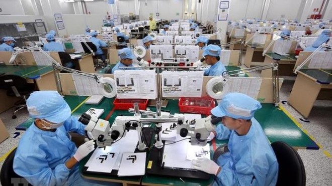 Bộ Công thương được giao làm rõ tình hình xuất khẩu, nhập khẩu, nhập siêu điện tử, nhiệm vụ này phải xong trong tháng 9/2026. 