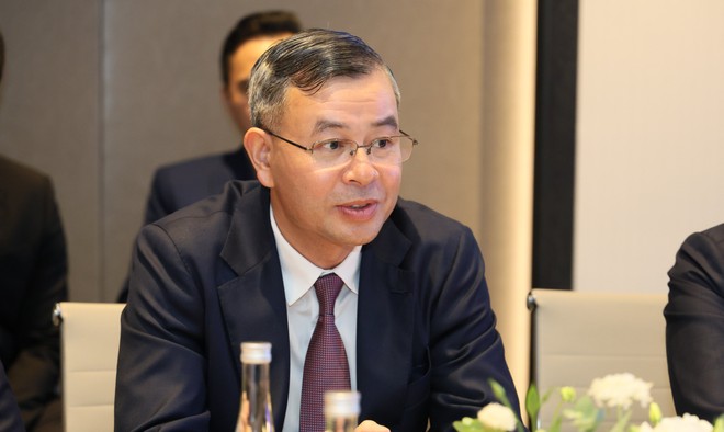 Bộ trưởng Bộ Tài chính Ngô Văn Tuấn tại buổi làm việc. Ảnh: Mạnh Tuấn