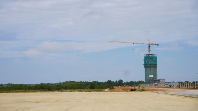 Dự án Cảng hàng không tỉnh Quảng Trị đang được thi công hoàn thiện.