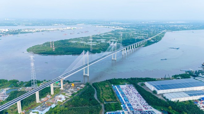 VEC đã sẵn sàng cho việc thông xe, đưa vào khai thác toàn tuyến cao tốc Bến Lức - Long Thành. 