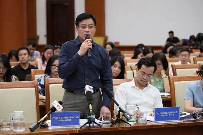 Ông Hoàng Văn Thu - Phó Chủ tịch Ủy ban Chứng khoán Nhà nước (UBCKNN). Ảnh: Mạnh Tuấn