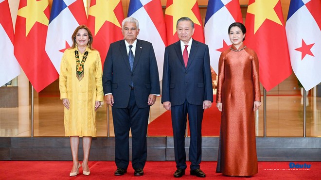 Tổng thống Panama José Raúl Mulino Quintero và Phu nhân tham dự Lễ đón do Tổng Bí thư, Chủ tịch nước Tô Lâm và Phu nhân chủ trì. Ảnh: Đức Thanh.