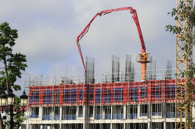 Nguồn cung căn hộ được kỳ vọng tăng, trong khi sức mua chịu sức ép từ lãi suất vay mua nhà