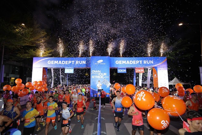 Gemadept Run 2026 tại TP.HCM thu hút hơn 4.500 vận động viên tranh tài ở ba cự ly 5 km, 10 km và 21 km.