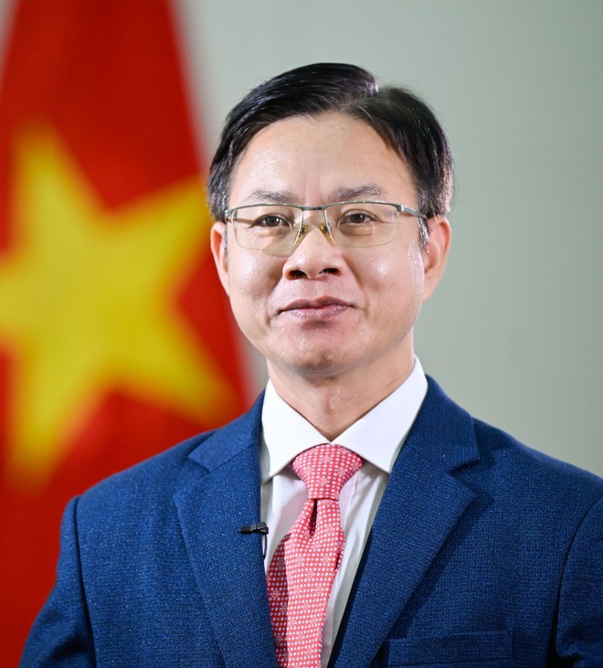 Thứ trưởng Ngô Lê Văn.