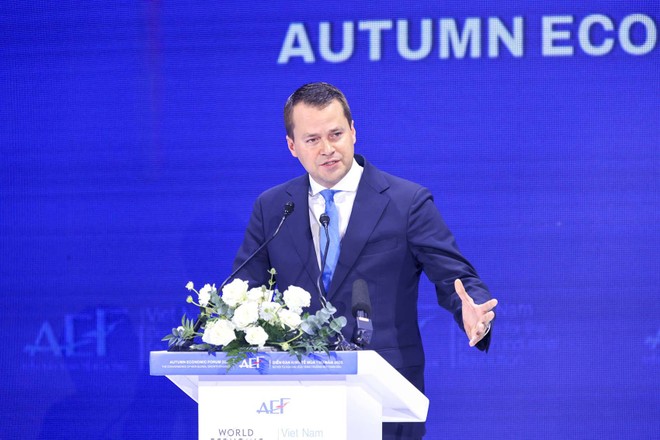 Ông Stephan Mergenthaler, Giám đốc điều hành Diễn đàn Kinh tế Thế giới (WEF) phát biểu tại Diễn đàn. Ảnh: Lê Toàn.