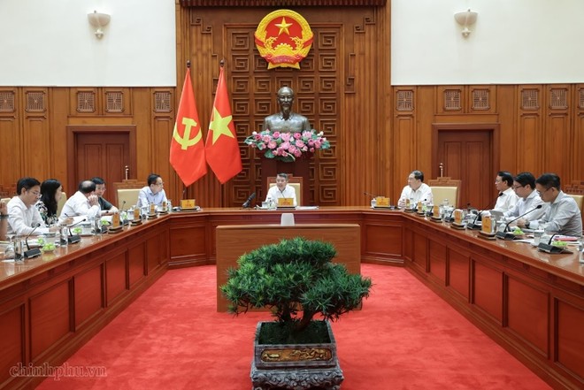 Thủ tướng Lê Minh Hưng chủ trì cuộc họp nghe báo cáo về tiến độ chuẩn bị cho Năm APEC Việt Nam 2027 - Ảnh: chinhphu.vn