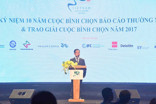 Ông Trần Văn Dũng, Chủ tịch UBCK phát biểu tại buổi lễ. Ảnh: Lê Toàn