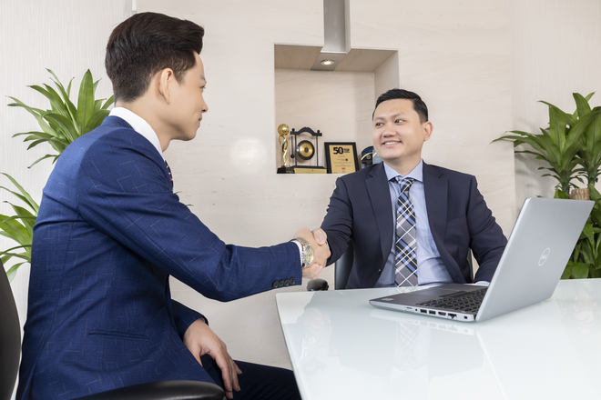 Giá cổ phiếu tăng hơn gấp đôi kể từ đầu năm, Phó tổng giám đốc Chứng khoán Vietcap (VCI) đăng ký bán gần hết cổ phiếu