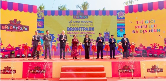 Chính thức cắt băng khai trương Tổ hợp Công viên Giải trí BRIGHTPARK