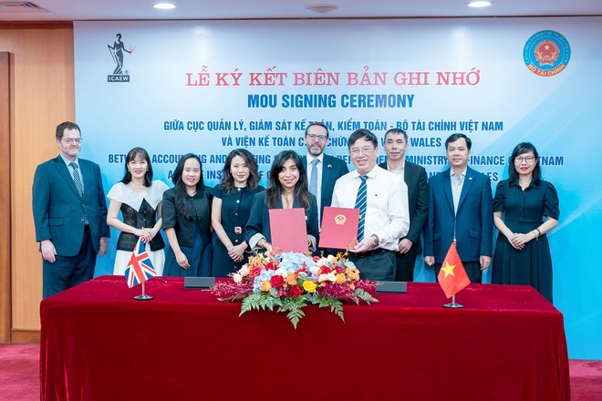  ICAEW và Cục Quản lý, giám sát kế toán, kiểm toán gia hạn hợp tác 