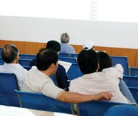 Đã đến lúc, UBCKNN cần “mạnh tay” hơn nữa trong việc giám sát và xử lý các hành vi vi phạm.