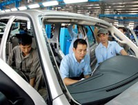 Tốc độ tăng trưởng GDP nhích dần qua mỗi quý báo hiệu đà phục hồi của nền kinh tế.