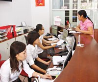 UBCK cần quy định bắt buộc về thời hạn số cổ phiếu này về tài khoản NĐT. Ảnh: Hoài Nam/ĐTCK