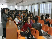 Năm 2010, HOSE sẽ giao dịch thêm vào buổi chiều.