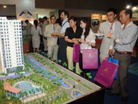 Kém minh bạch khiến cho thị trường bất động sản giảm tính hấp dẫn.